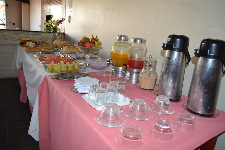 Food & Drinks 3, Hotel e Restaurante Residencial, Montes Claros