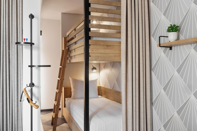 Bedroom 3, Stay KooooK Leipzig City – Online Check In, Leipzig