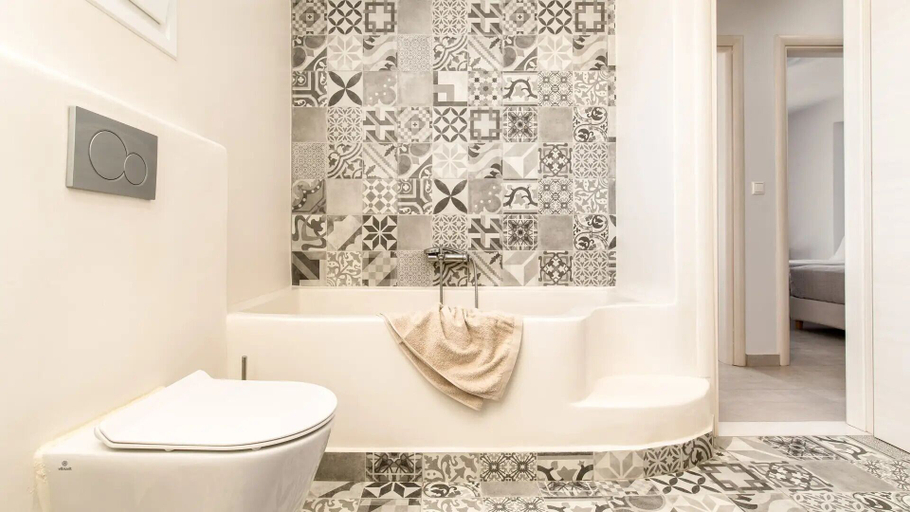 Bathroom 4, Naxos Skyline Villas, South Aegean