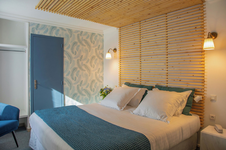 Bedroom 2, Hôtel Sedrez, Ille-et-Vilaine