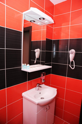 Bathroom 4, Garni Hotel Crystal Ice, Niš