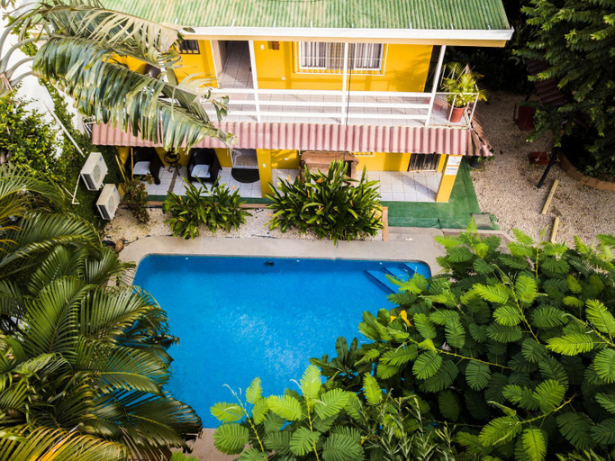 Others 5, Hotel Laura's House, Carrillo