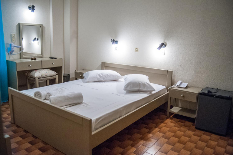 Bedroom 3, Argostoli Hotel, Ionian Islands