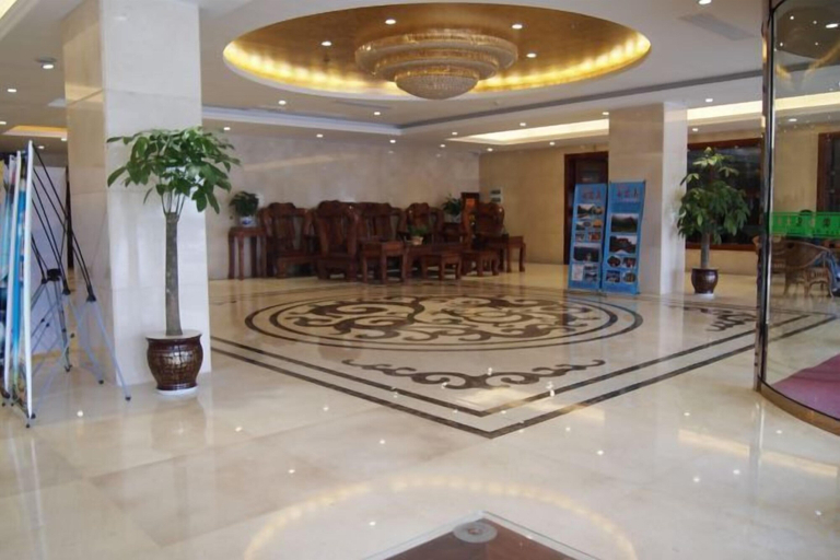 Others 5, Du an Hotel, Hechi