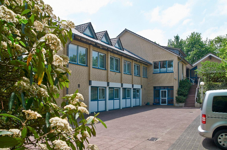 Exterior & Views 2, Hotel BonaMari, Salzgitter