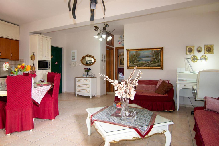 Others 4, Marathi Apartments, Crete