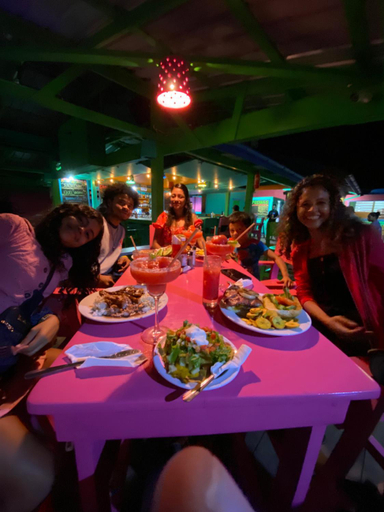 Food & Drinks 2, Anda Di Hows Hostel
