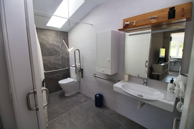 Bathroom 3, Nordes Apartamentos Turisticos - Banugues, Asturias
