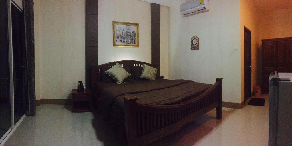 Bedroom 2, Thararin Resort, Ban Phu