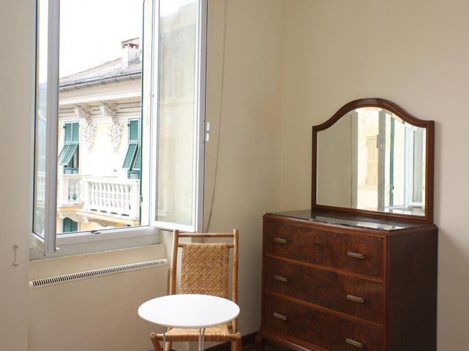 Bedroom 5, Belvedere NO AIR CONDITIONING, Genova