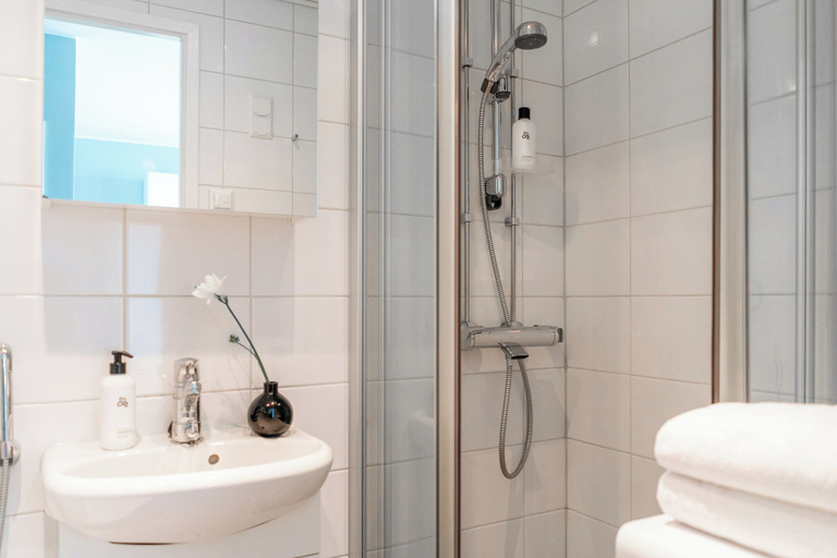 Bathroom 2, CentralStudio with Rooftop Terrace, Uusimaa