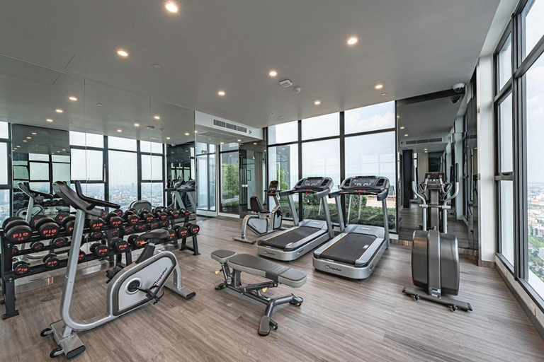 Others 5, On Nut Duplex with City Views, 5-minute Walk to BTS, Ideal Long Stays, Khlong Toey