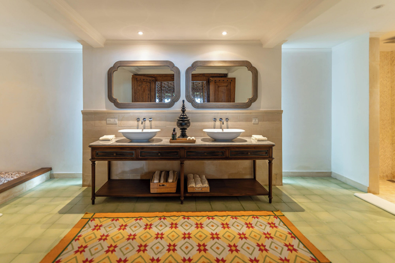 Bathroom 5, Umah Lusa, Buleleng