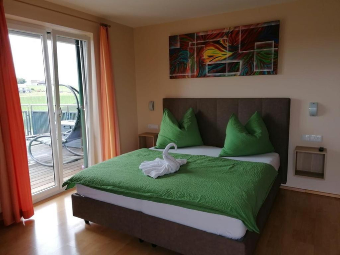 Bedroom 2, Zweytick Gastezimmer Weingut, Leibnitz