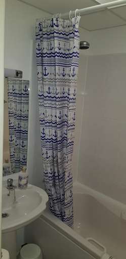 Bathroom 2, Shipping Lanes Hotel, Lancashire