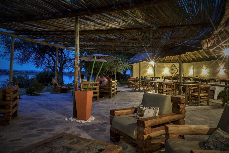 Food & Drinks, Big 5 Toro Lodge, Chobe