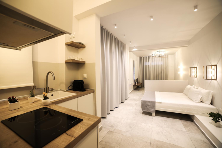 5, Thea Studios, Central Macedonia