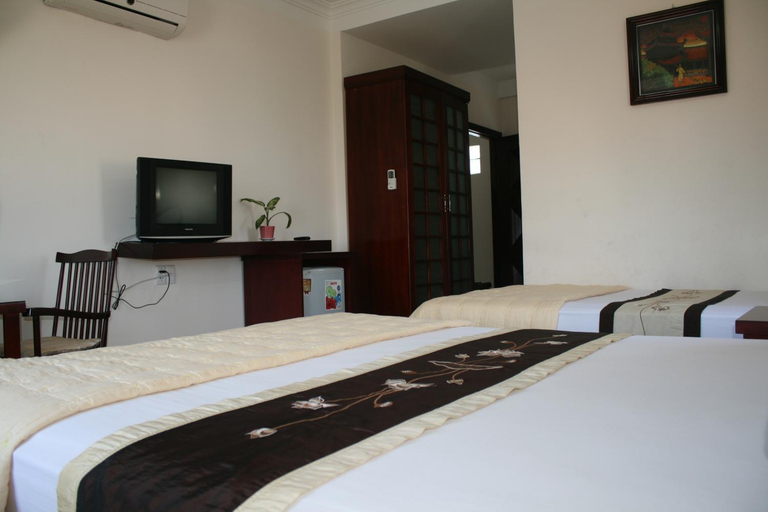 Bedroom 4, Nhiet Doi Hotel, Tuy Hoa