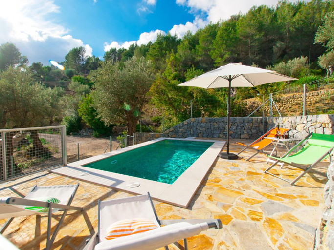 Balcony/terrace 4, Villa Mancor Pool & Mountain Views, Baleares