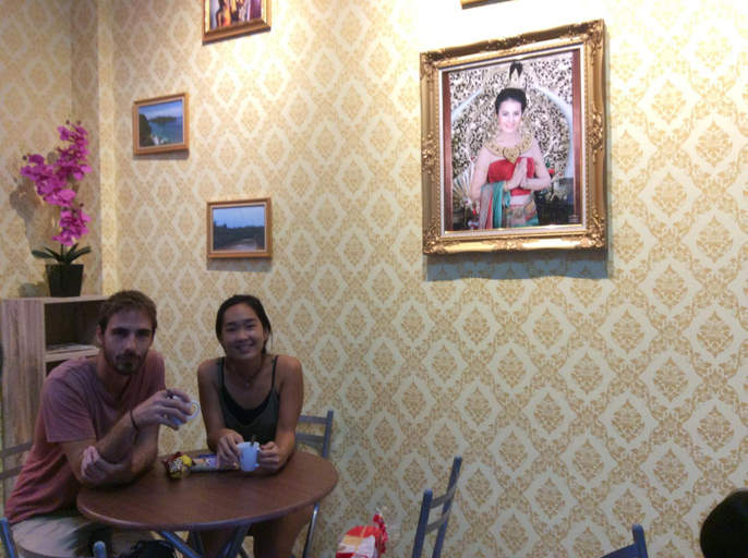 Food & Drinks 4, Amaretto Hostel, Phunphin