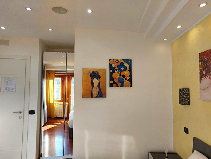 Others 4, Tre Fiori, Rome