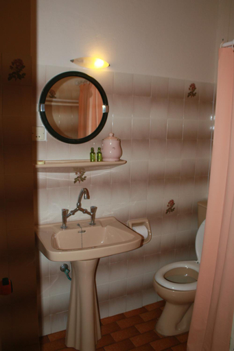Bathroom 4, Argostoli Hotel, Ionian Islands