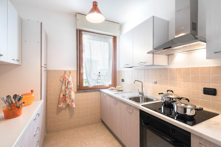 Others 4, Airone Apartment, Novara