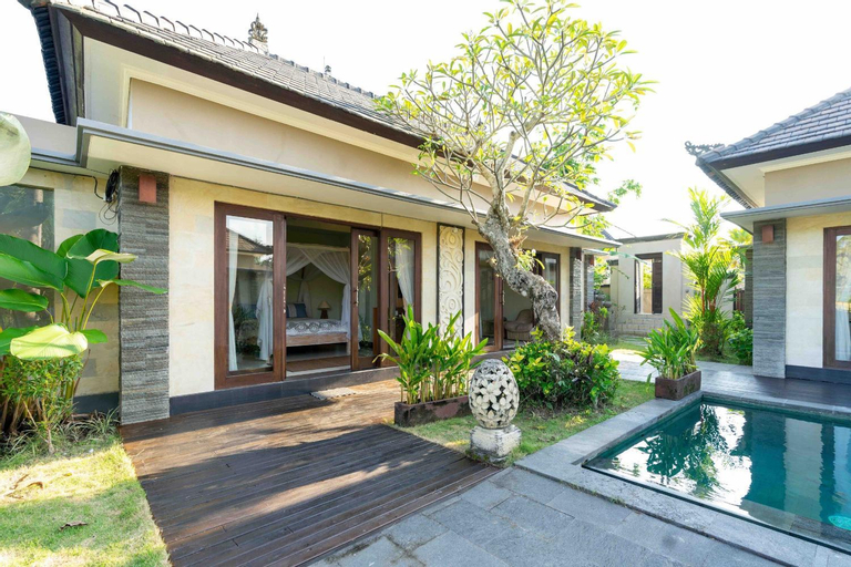 Swimming Pool 10