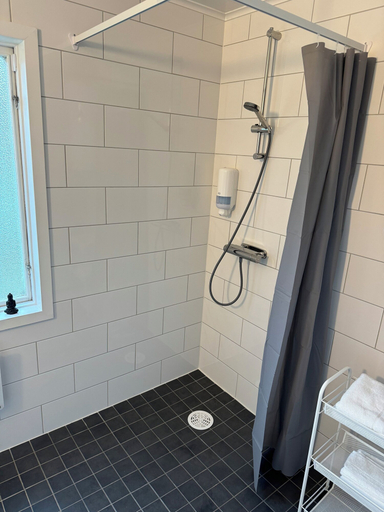Bathroom 3, Höga Kusten Lägenhetshotell, Kramfors