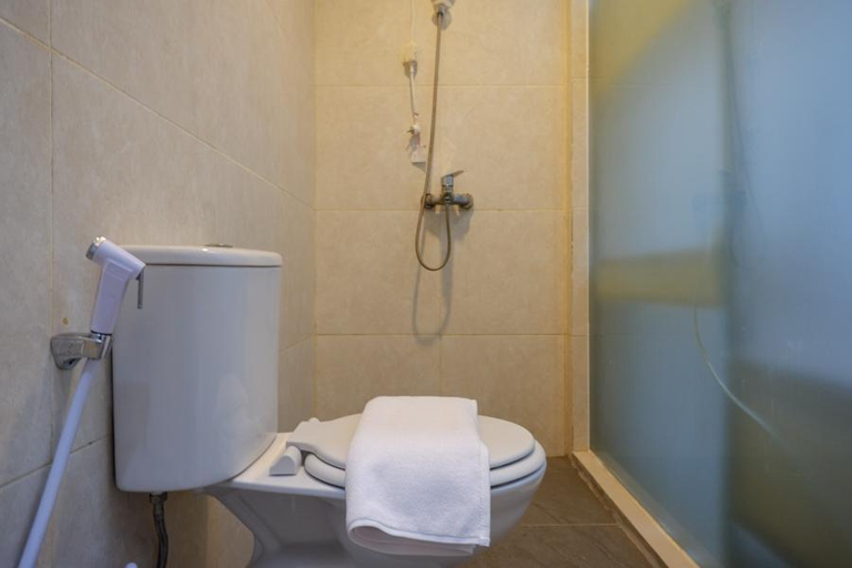 Bathroom 9