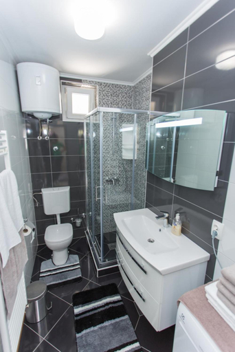 Bathroom 4, Apartment Mojas - Two Bedroom Apartment With Terrace, Dubrovačko Primorje