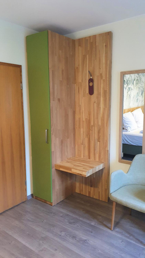 Bedroom 3, Der Hofener Garten, Nürnberg