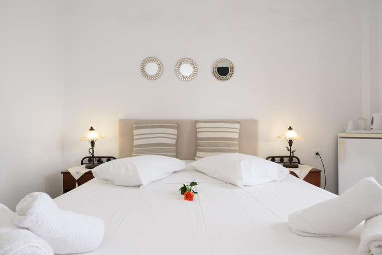 Bedroom 5, Galaxy Pension, South Aegean