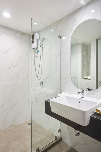 Bathroom 29