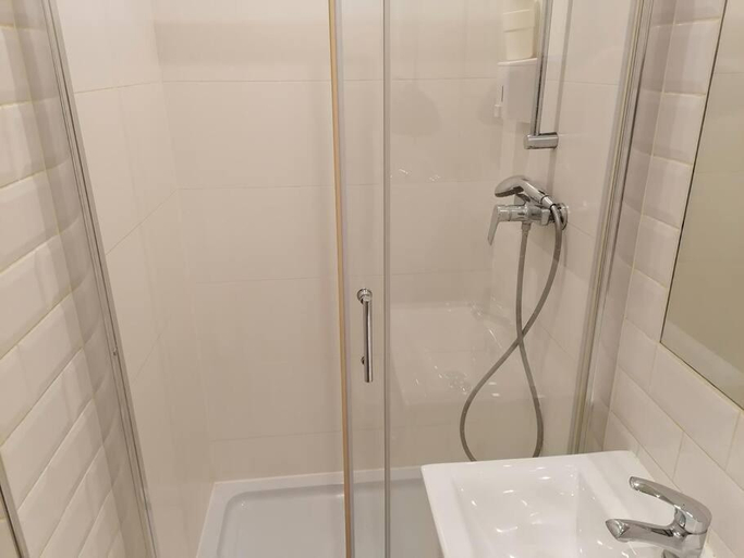 Bathroom 2, CityCenter NOWY SWIAT studio, Warsaw
