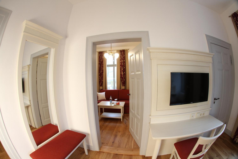 Others 4, Hotel Villa Victoria, Coburg