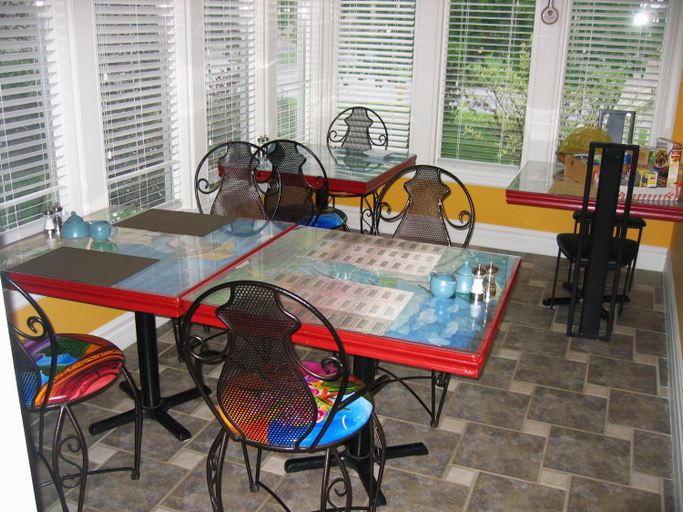 Others 5, Globetrotters B&B, Niagara