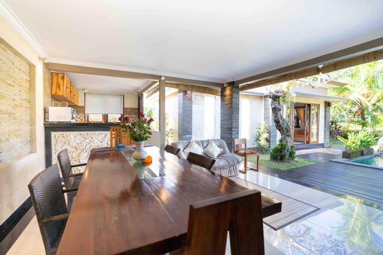 Dining Room 5