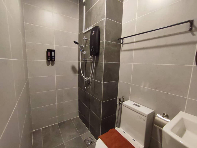 Bedroom, Twin Tower 3 Bedroom Apartment by Glex 073, Johor Bahru