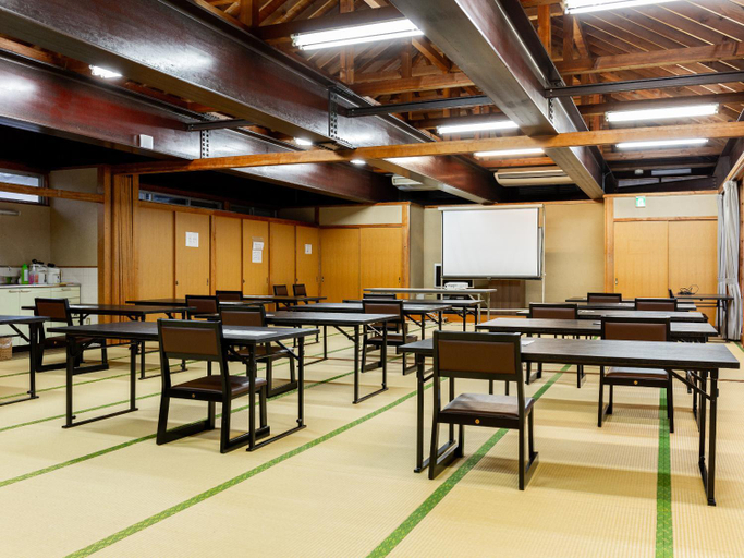 Business Facilities, 直島町ふるさと海の家 つつじ荘 Seaside Stay Tsutsuji-so, Naoshima