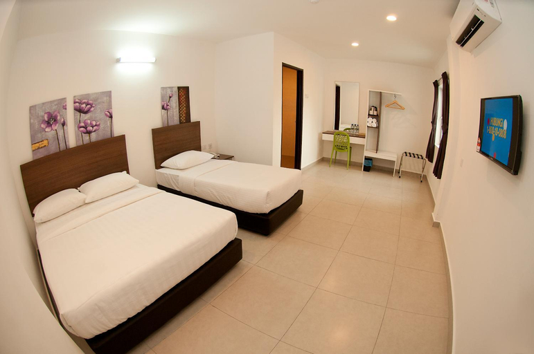 Bedroom 2, Hotel Cheqinn, Kinta
