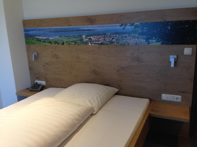 Bedroom 2, Hotel Seiserhof & Seiseralm, Rosenheim
