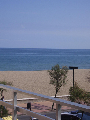 Others 4, Ronda 3 Beachfront apartment, Málaga