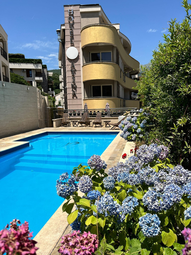 Sport & Beauty 2, Hotel Atina