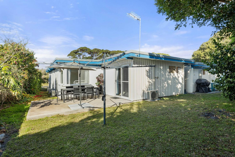 Nelson Beach Cottage by Experience Jervis Bay, Shoalhaven - Pt B