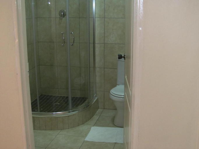 Bathroom 3, Scenery Maqalika Guesthouse