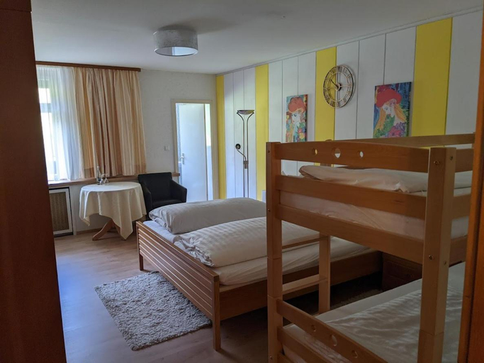 Bedroom 2, Hotel Restaurant Albans Sonne, Freudenstadt