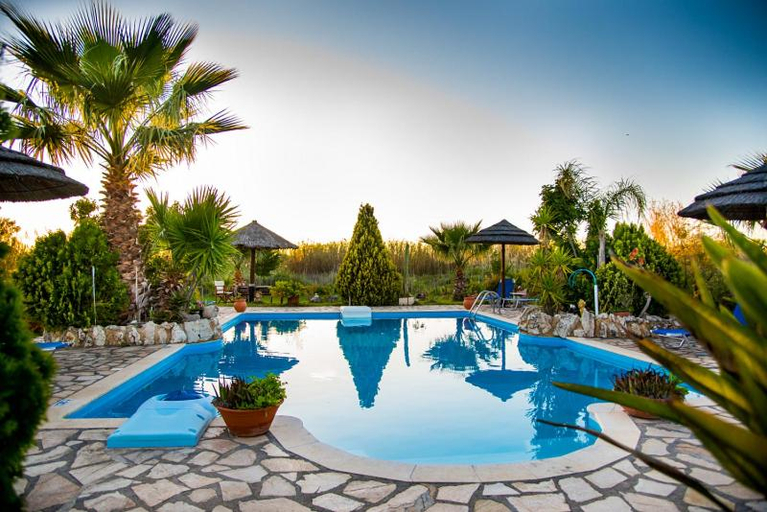 Others 4, Villa Swan, Ionian Islands
