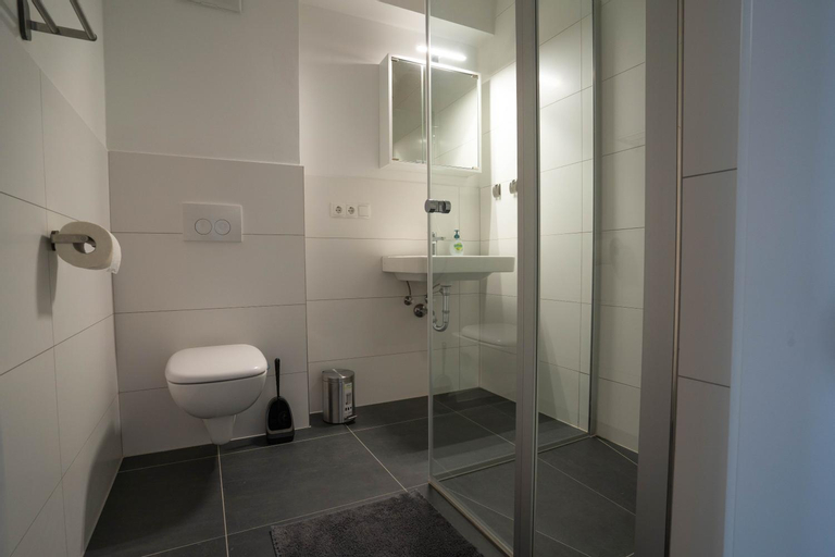 Bathroom 19