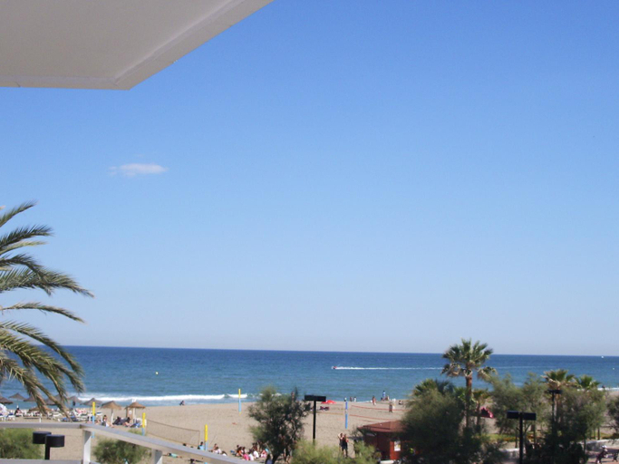 Others 5, Ronda 3 Beachfront apartment, Málaga